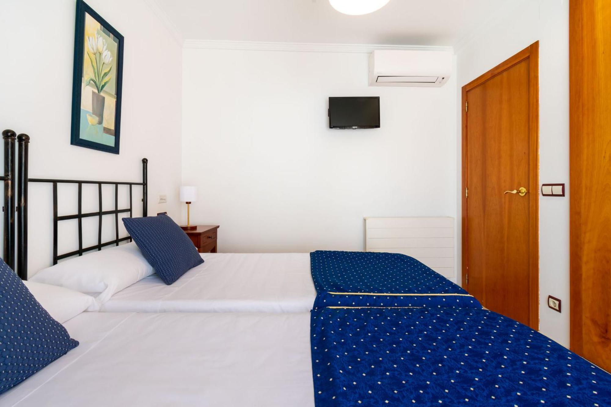 Albir Confort - Avenida 1 Dorm *
