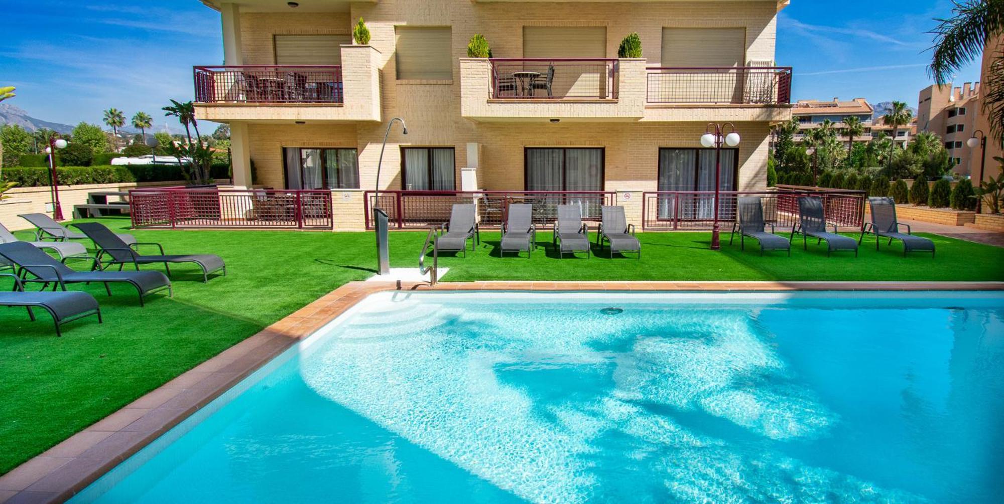 Albir Confort - Avenida 1 Dorm