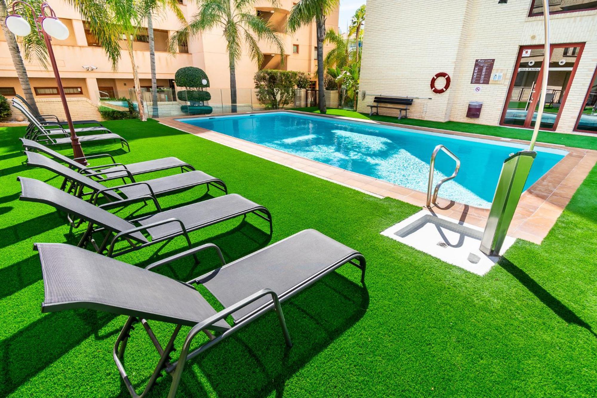 Albir Confort - Avenida 1 Dorm Apartment *