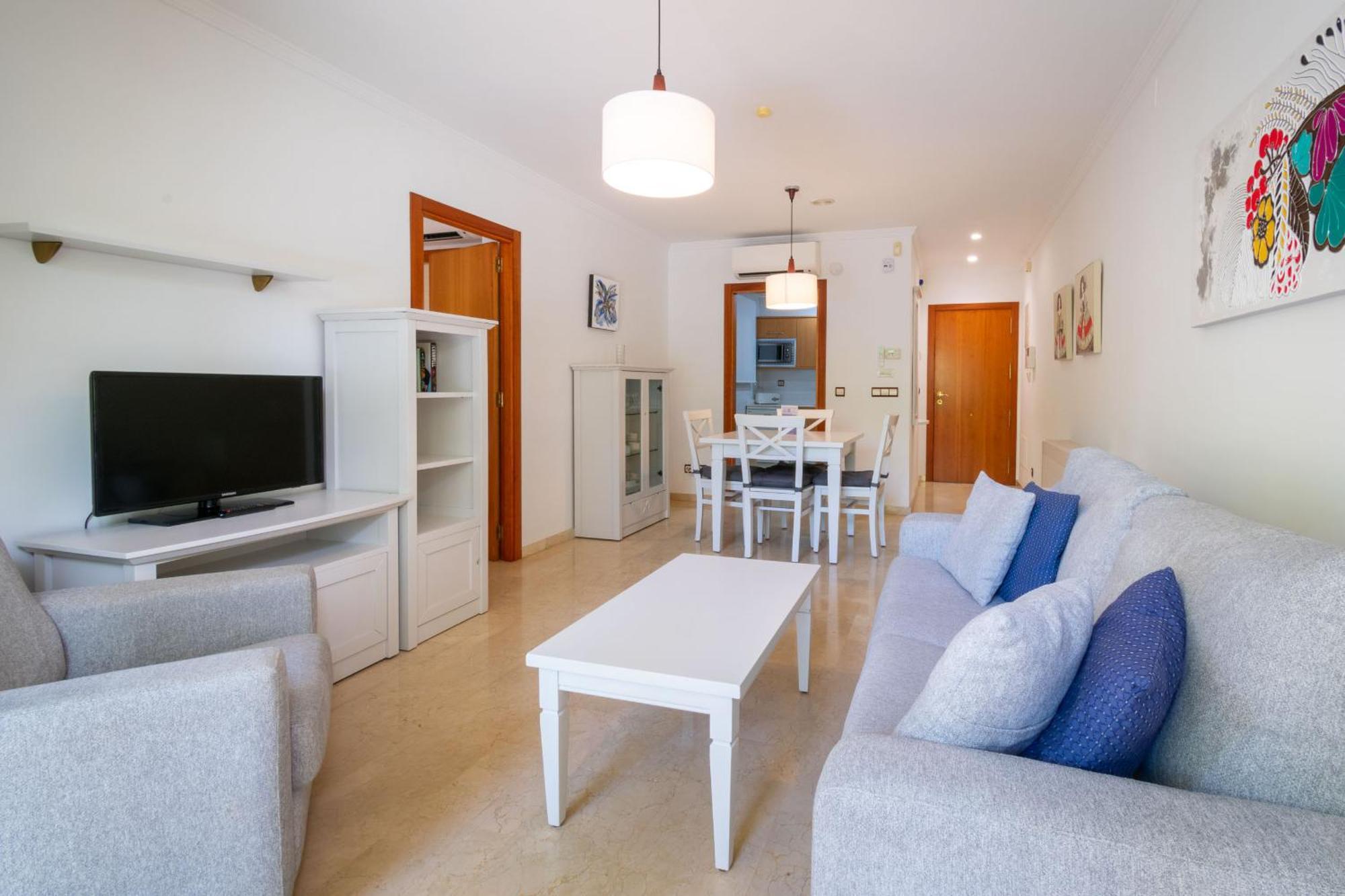 Albir Confort - Avenida 1 Dorm *