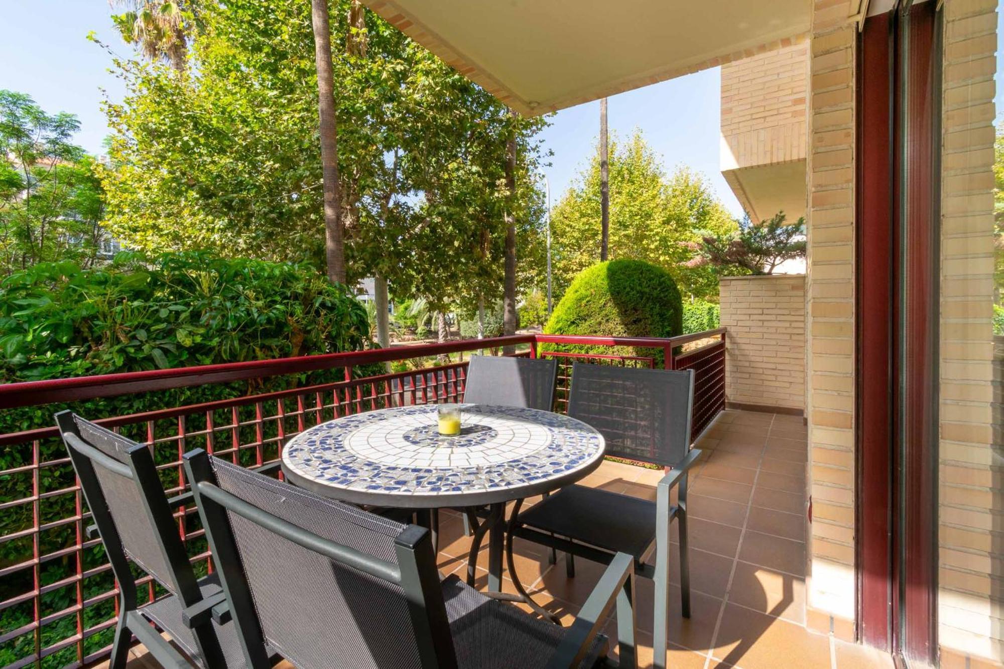 Albir Confort - Avenida 1 Dorm